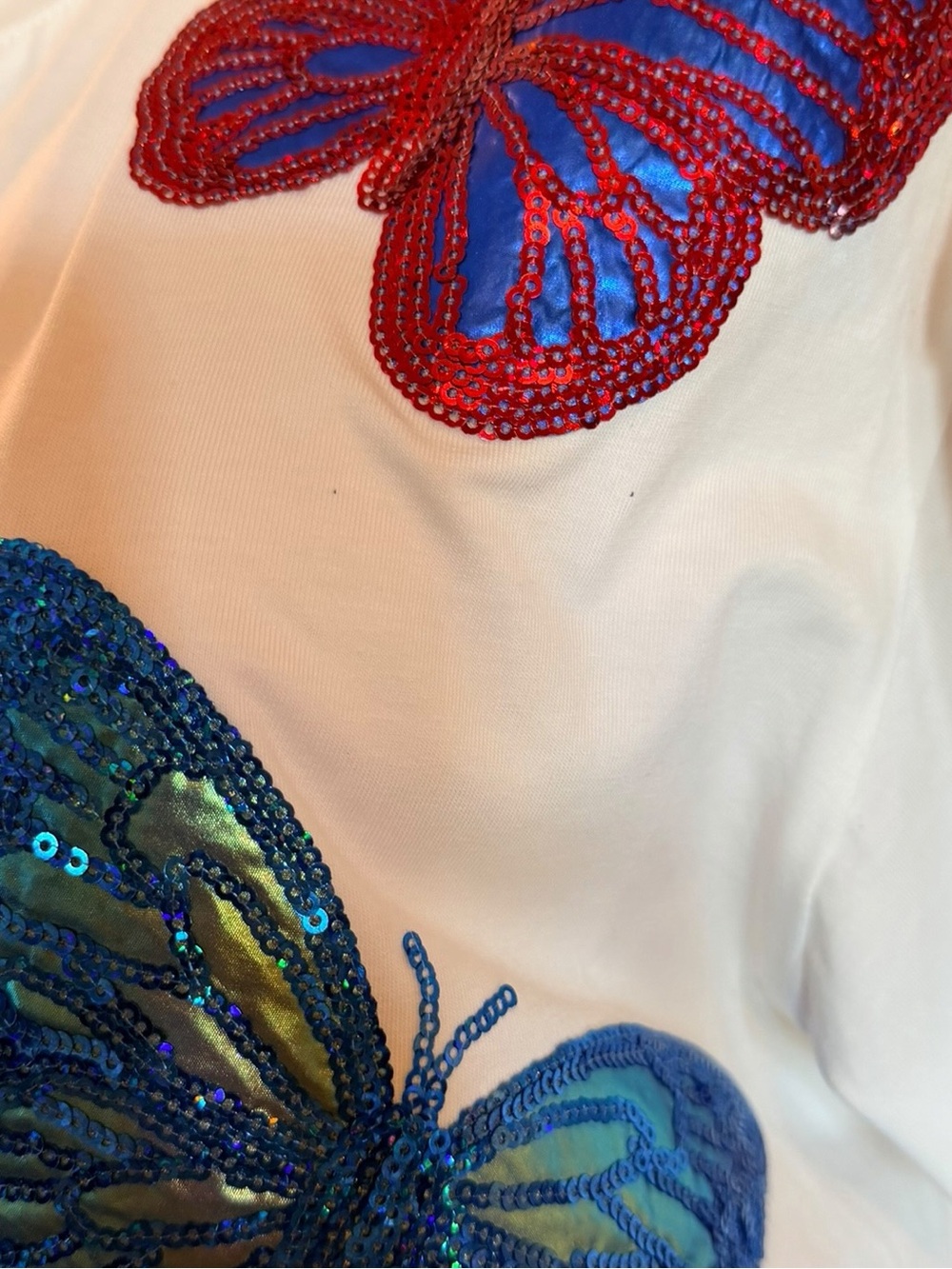 Queen of Sparkles Butterfly Sequin Tee White Multicolor Graphic Top Sz S - Picture 10 of 12